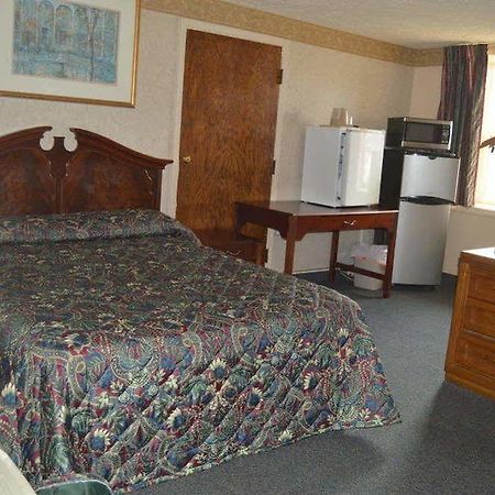 Budget Inn Of Tazewell County Pounding Mill ภายนอก รูปภาพ