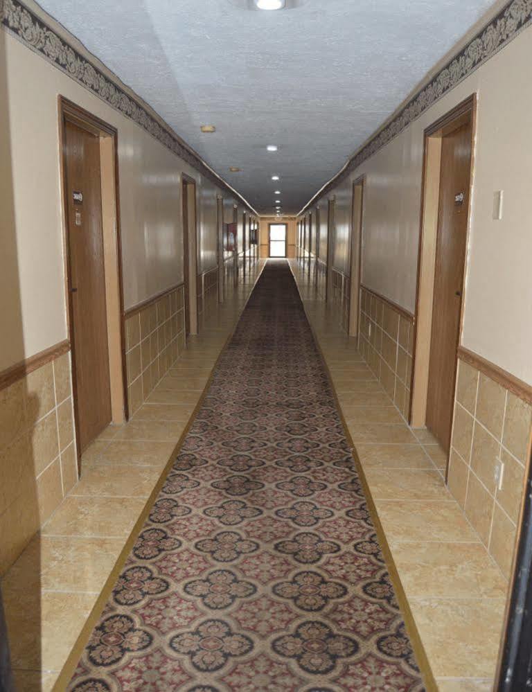 Budget Inn Of Tazewell County Pounding Mill ภายนอก รูปภาพ